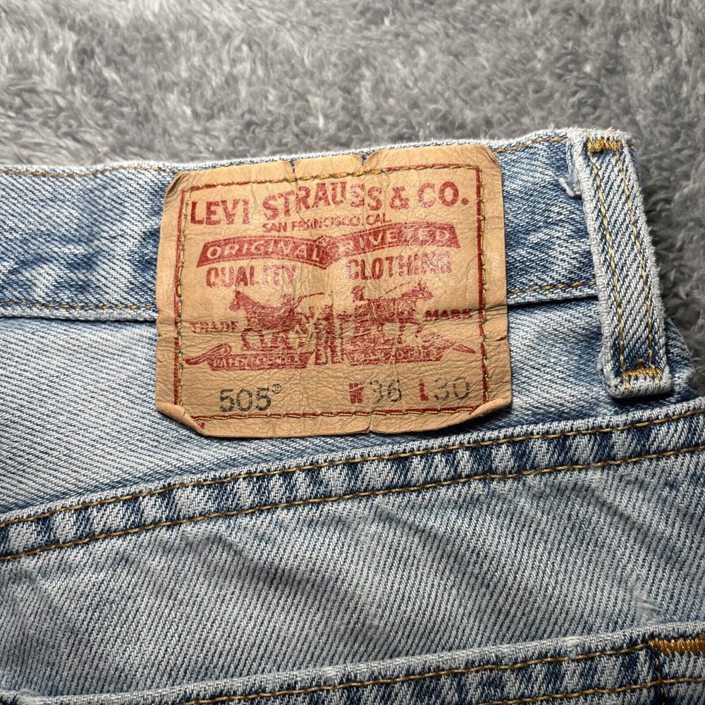 Levi's Regular Fit 505 Mens SZ W36 L30 Denim Jeans Light Blue Wash Straight Fit - Picture 10 of 12